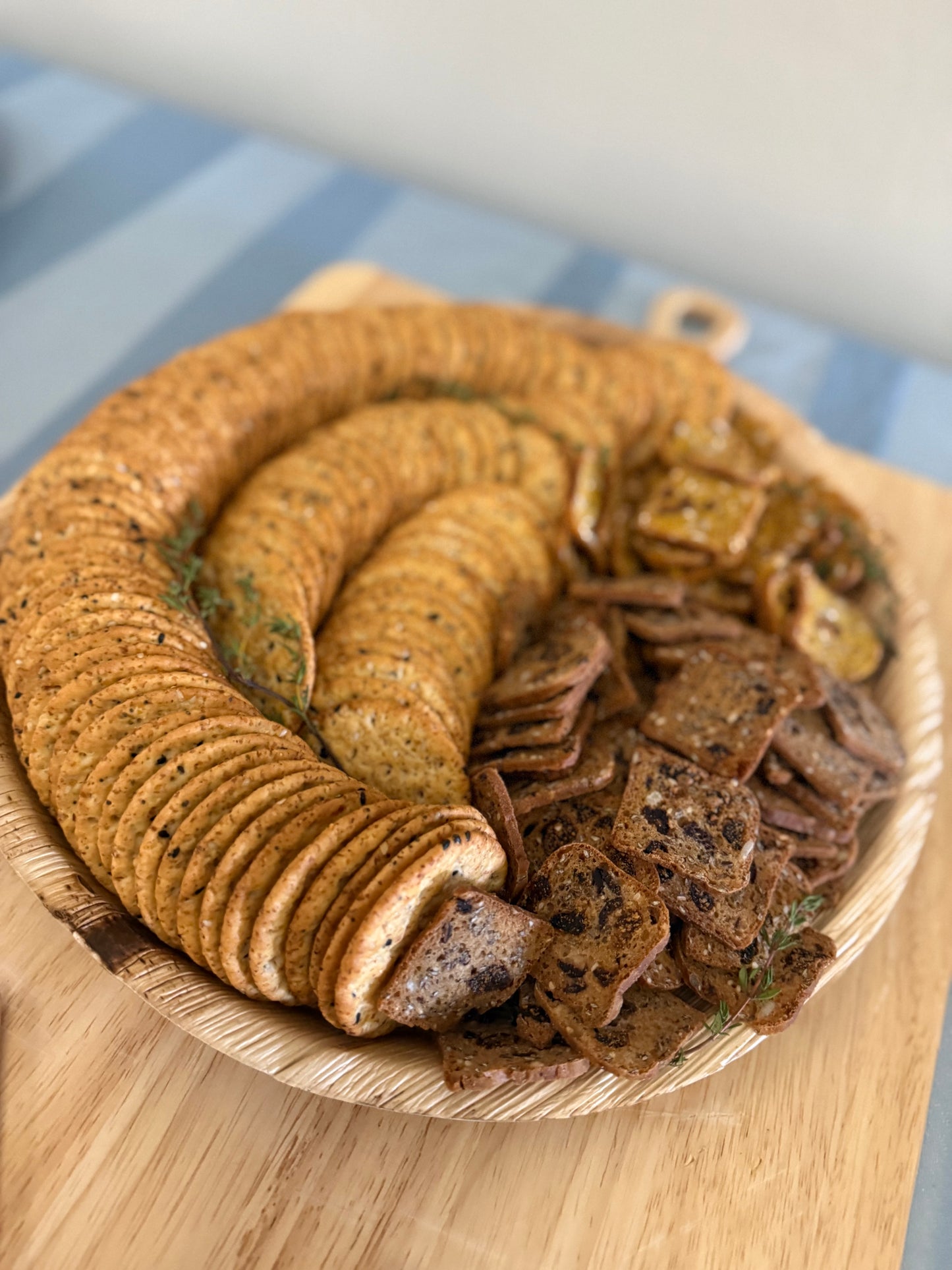 Large Assorted Crackers Board