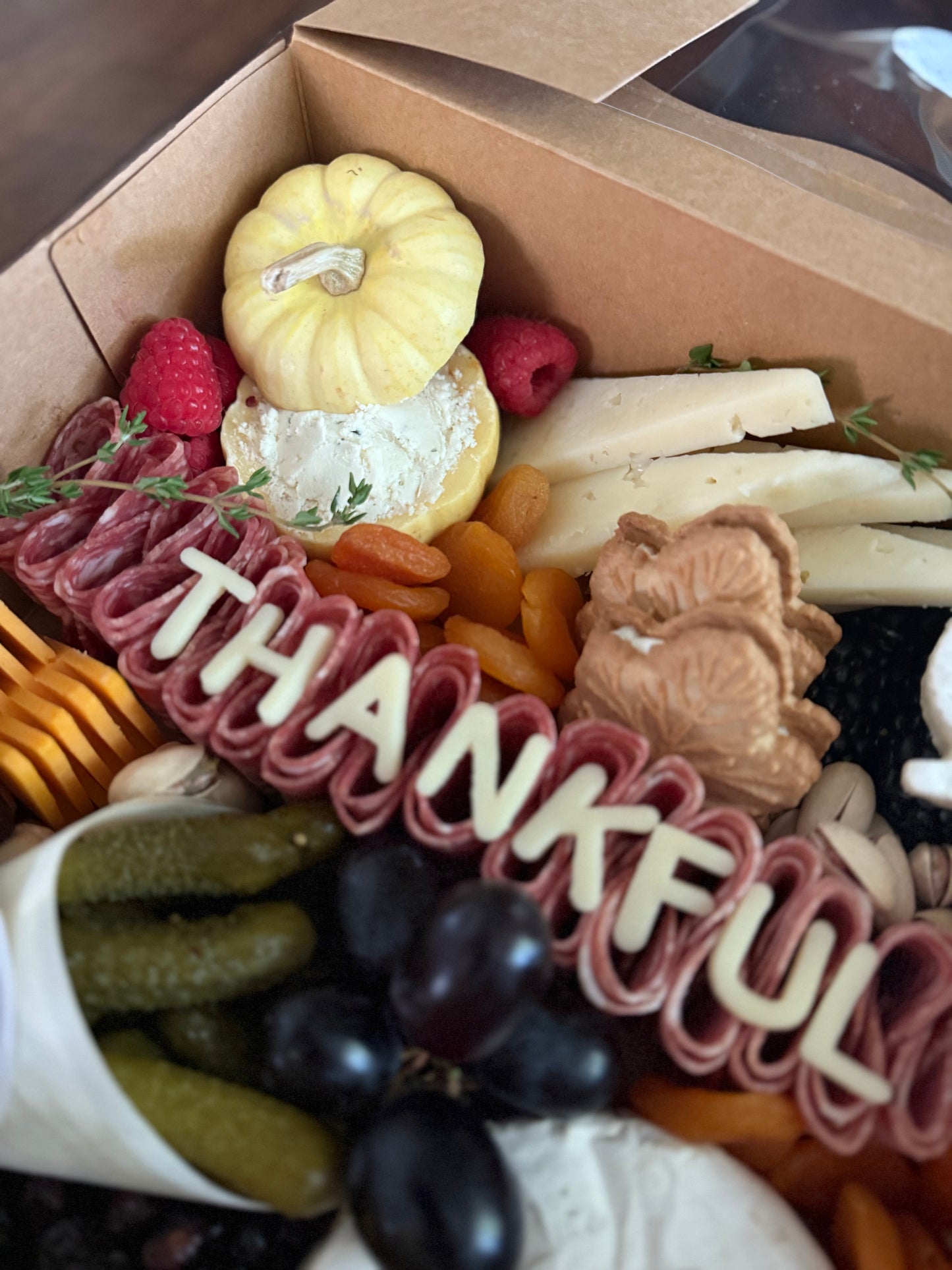 Medium Thankful box
