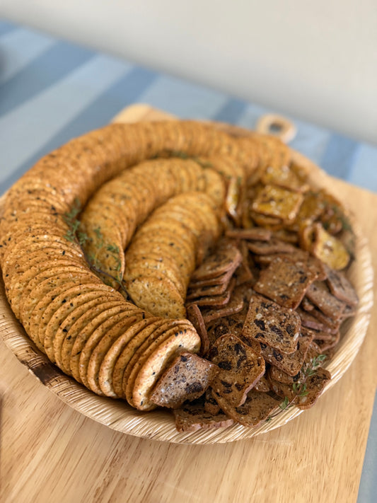 Large Assorted Crackers Board